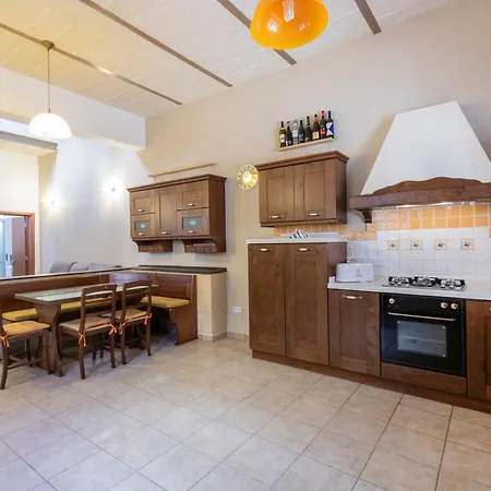 Appartamento Amazing House In With Bbq & Parking By 360 Estates Sliema