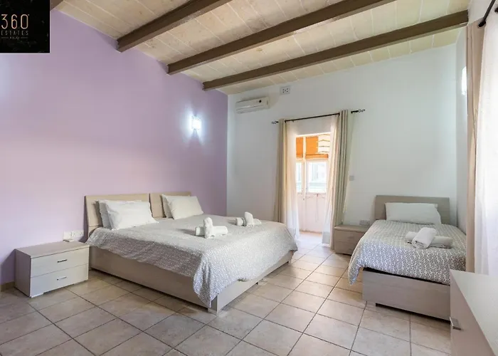 Amazing House In With Bbq & Parking By 360 Estates 아파트 슬리에마