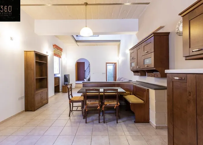 Amazing House In With Bbq & Parking By 360 Estates