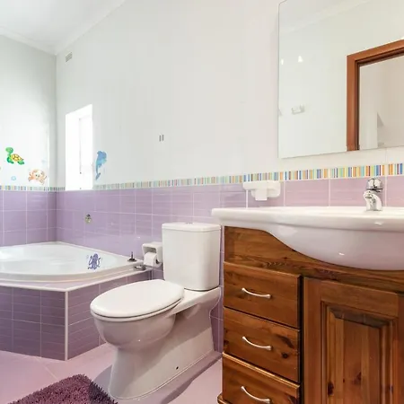 Amazing House In With Bbq & Parking By 360 Estates Daire